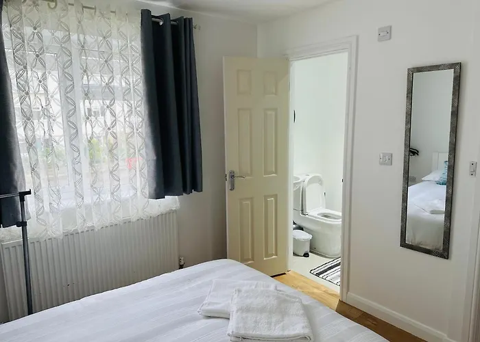 Private Bathroom King Room