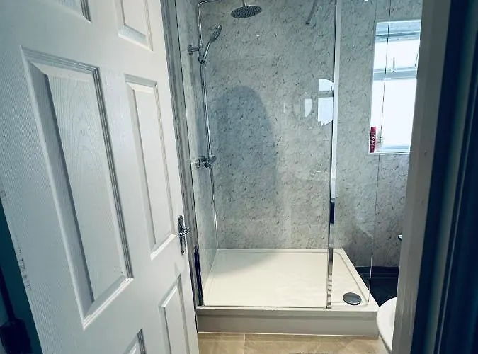 Private Bathroom King Room